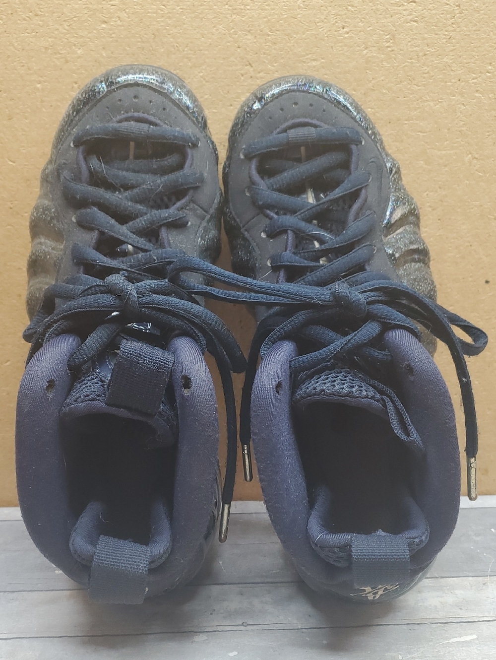 Nike Air Women's Foamposite One in "Obsidian" Size 5.5/22.5 cm  AA3963-400